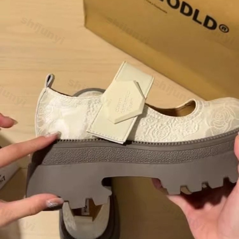 청키 여성 메리 제인 슈즈 2026 봄 빈티지 하이힐  - Vintage Outdoor Fashion 리뷰 및 가격